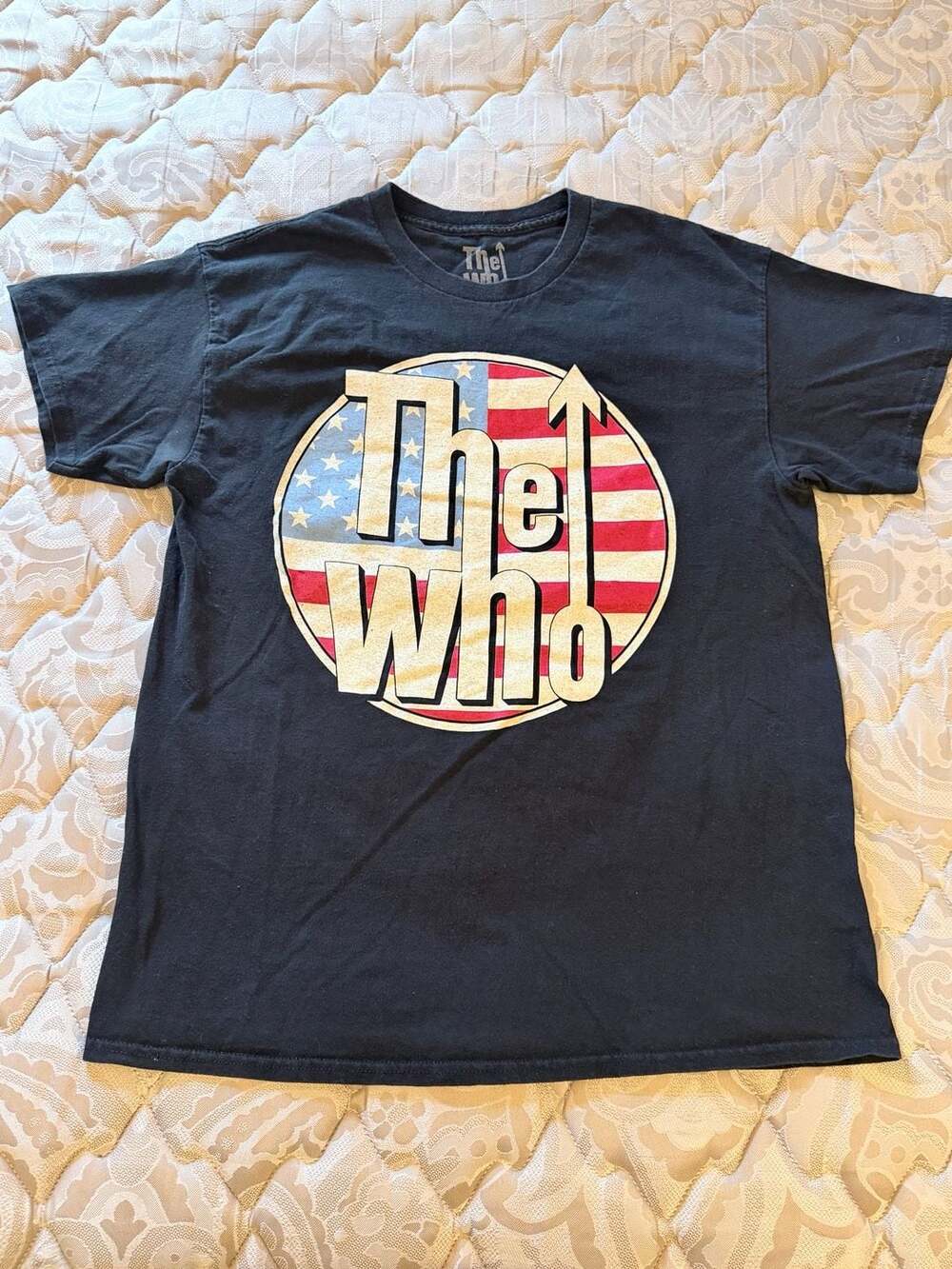 The Who Hits Back American Flag Tour 2022 Concert T-Shirt Black Large
